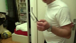 chubby cougar model in casual photoshoot session