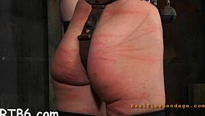 Beautiful couple engages in sloppy blowjob and anal fucking, making her squirt