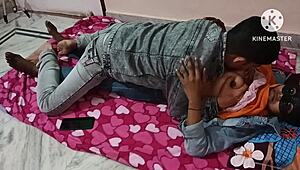 Encontro Íntimo com Dona de Casa Madura no Quarto