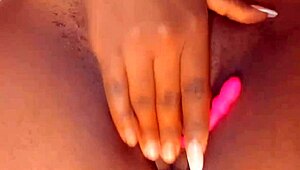 sexystacy7 shows off her teen fat pussy lips up close