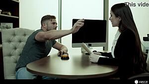 時間停止ボタンでヘイゼル・ムーアが凍ったまま激ヤリ！