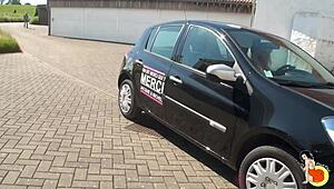 Clara and Thérèse host a hardcore orgy night