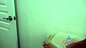 i hook up with rissa may, sucking her pussy and making her cream