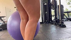 Steffy Moreno meets up with a hot bodybuilder at the gym and they have sex