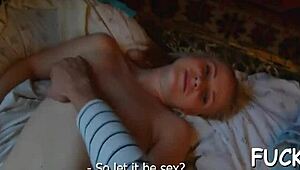 bouncing on schlong on the spycam 😏