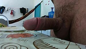 Rola Linda Manau Is So Hot!