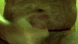 공공 야외 화장실에서 화장실 재미, 스릴 좋아! 🚽