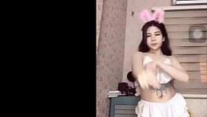 hey guys, wanna bang after dancing? i’m craving it bad...