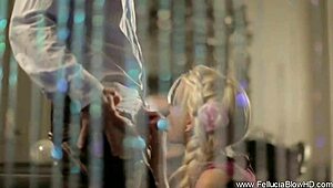 可愛いドイツ金髪娘の秘密スポットフェラチオ妄想