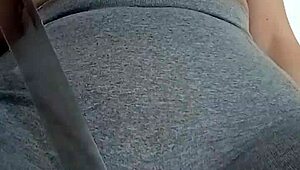 Ten Minutes of Spanking Punishment for the Naughty Pussy