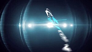 Ostra trójkąt lesbijski z Capris, ruchanie cipki i dupy