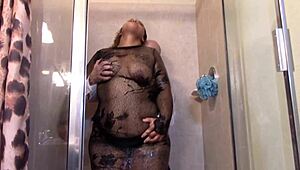 Big Latina Booty Grinds Passionately On White Dick In Shower Until Climax