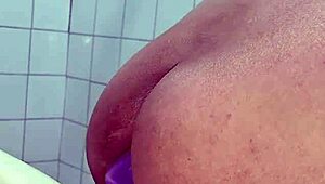 it hurts a bit but feels good when it goes in