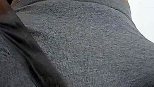 Ten Minutes of Spanking Punishment for the Naughty Pussy