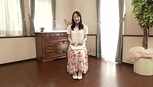 Hey, check 美竹千里 in her first wife docu shoot! 😍