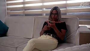 Unfaithful wife fucks bestie and hubby 😏