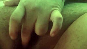 shaved bbw milf masturbates and squirts everywhere