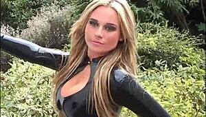 blonde latex babe amandas outdoor high heel boots and tight rubber-latex fetish wear 😍