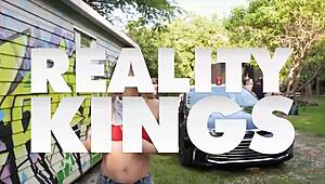 jade loves her bf's big cock 😍