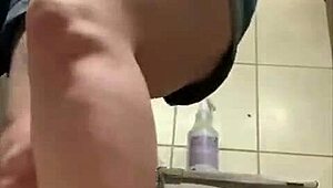 Bli med meg på badet, må tisse kjapt