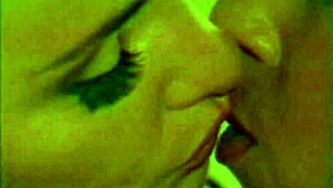 I’m obsessed with vintage lesbian fingering in steamy shower double play