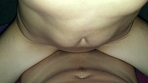 Mamin japanski pokreti u krevetu su neverovatni! 🔥