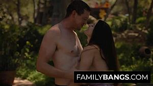 Tender Girl And Her Cousin Share Public Moment With Abbie Maley And Pierce Paris