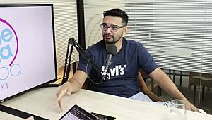 Marcos Goiano shams the bottom's shame of being passive in the wheel.