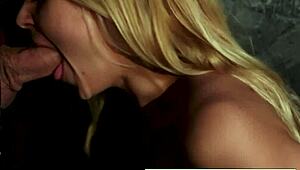 Sarah's swallowing that big cock in the glory hole! 😍