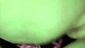 worship my sexy ass and foot aroma, goddess.