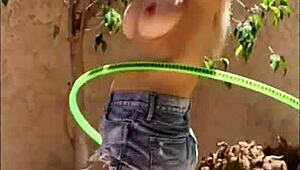 Liz Ashley's Retro 2015 Shoot with Nude Close-Ups