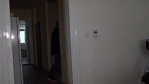 Horny executor gives wild blowjob in amateur sex