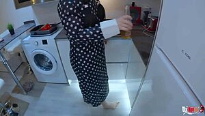 О, хийхастро чука мащеха след партито за изневяра на мъжа! испанска версия 🍑