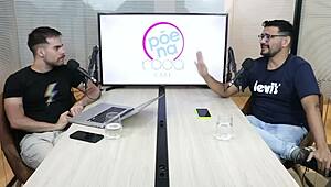 Marcos Goiano shams the bottom's shame of being passive in the wheel.