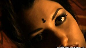 I watch this seductress indian milf dancer undress and tease me.