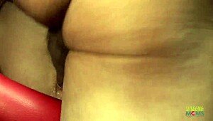 Plavolaska milf nabijana trdo v trojki z dvojnim creampie