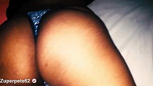 Morenita Shows Super Sexy Ass