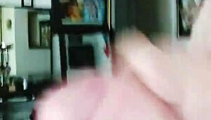 kelly garret on abril 18 with a fresh straight guy enjoying my charm