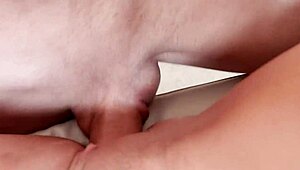 Compil sexe : grosses bites dures entrent dans ma chatte mouillée avec pipes POV