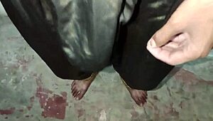 Pakistani bisexual gay boy jerks off his monster cock with shining silk fabric while talking dirty.