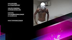 Gay orgy with big cocks and bareback action in São Paulo