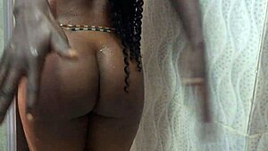 bøjet over hurtig doggy knul af stor røv