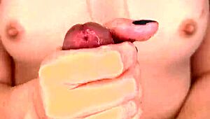 Girlfriend Jerks Off