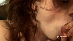 Aku Suka Nonton Memek Ketat Diisi Kontol Keras Close-Up