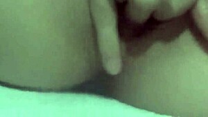 Close-Up Milf Pussy Squirting Orgasm