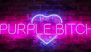 Kitty-Slut Enjoys Huge Dildo Play