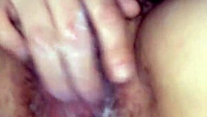 Big Creamy Pussy Explodes In Orgasm!!