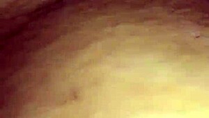 Unbelievable! Squirt Insertions Close-Up with Big Pussy in Amateur Homemade Couple Action!