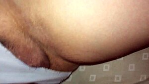amateurs explore pussy in this trimmed video