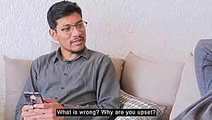 Stedfar lindrer spenning med sin opprørte stedatter i uniform.